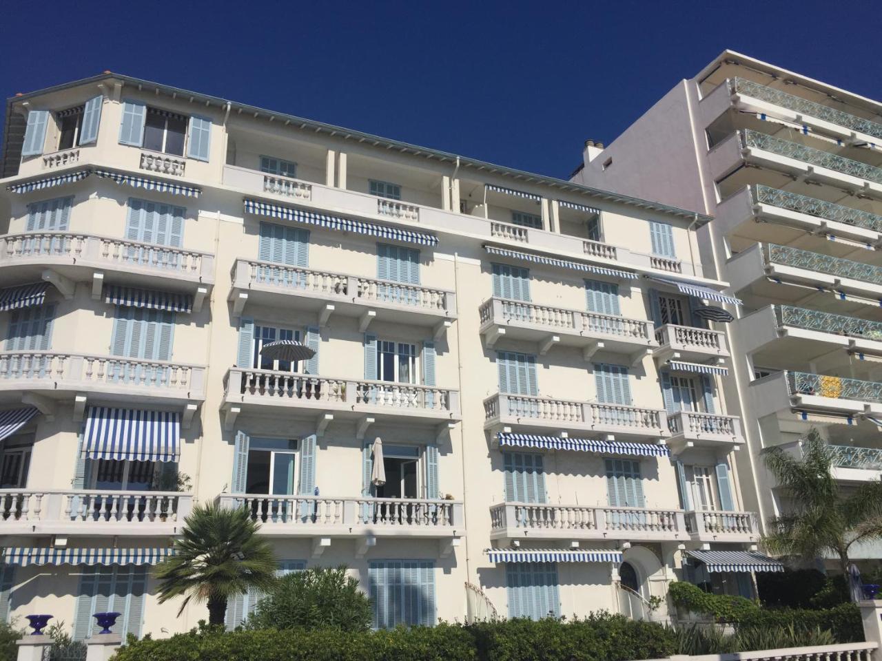 Gorgeous One-Bedroom Apartment With Terrace And Sea View -Stayinantibes- Bijou Plage المظهر الخارجي الصورة
