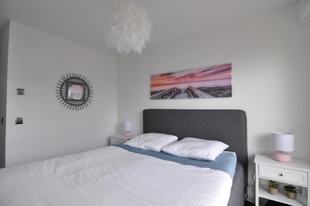 Gorgeous One-Bedroom Apartment With Terrace And Sea View -Stayinantibes- Bijou Plage المظهر الخارجي الصورة